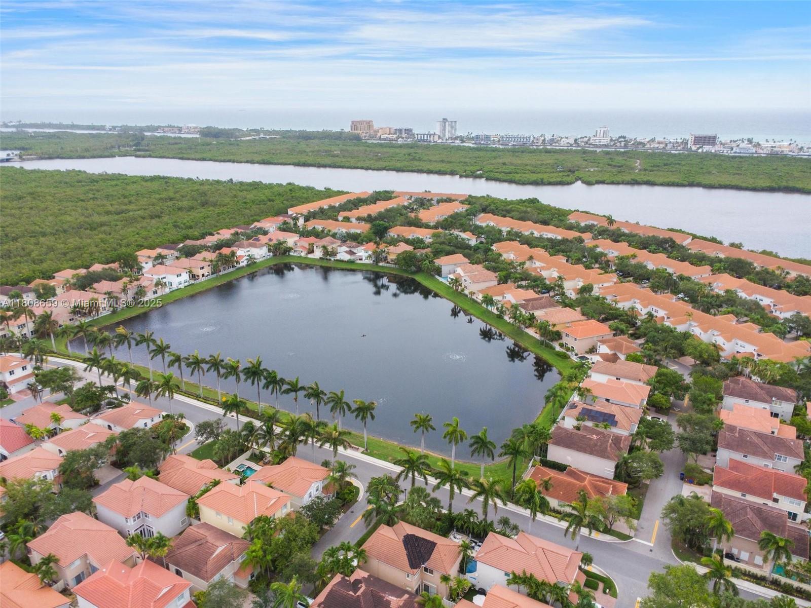 Photo of 1270 Weeping Willow Way  (1270), Hollywood, Florida, 33019 - 