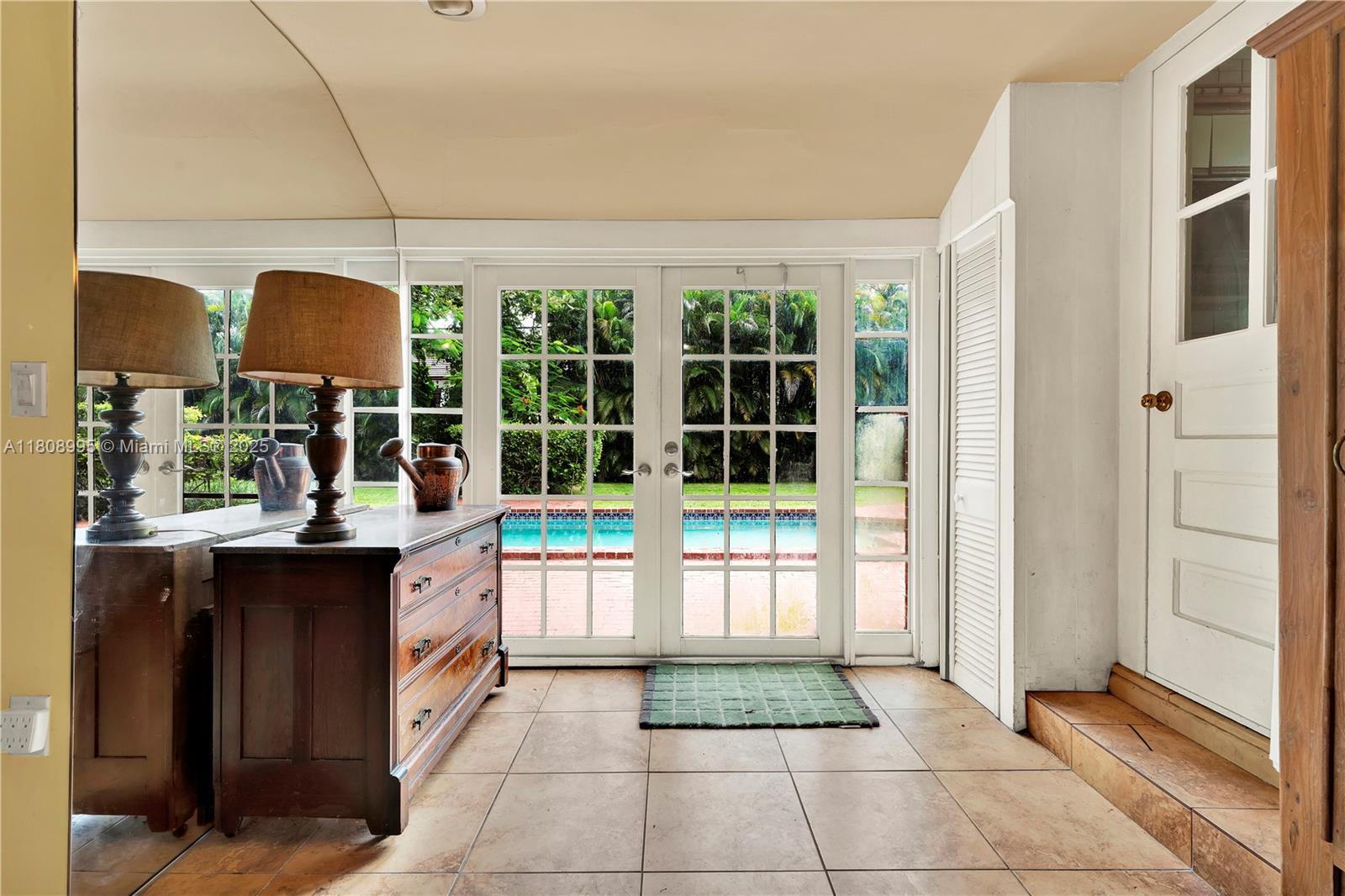 See details / sq. ft. $ 2025-05-23 0 Photo