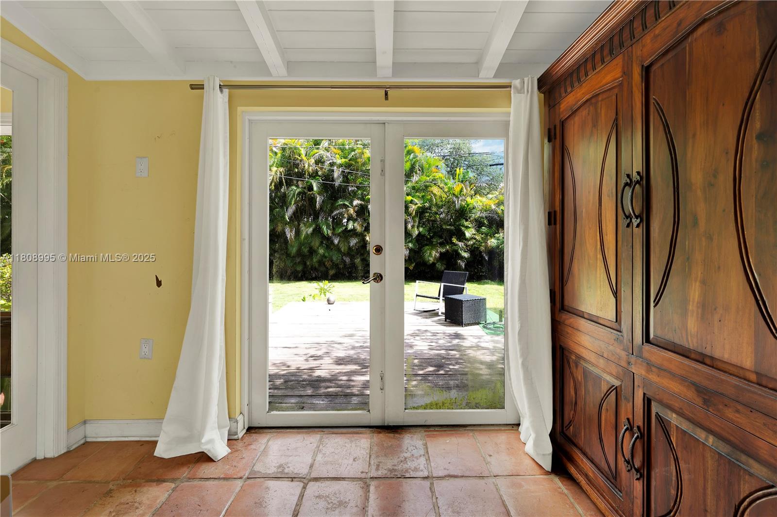See details / sq. ft. $ 2025-05-23 0 Photo