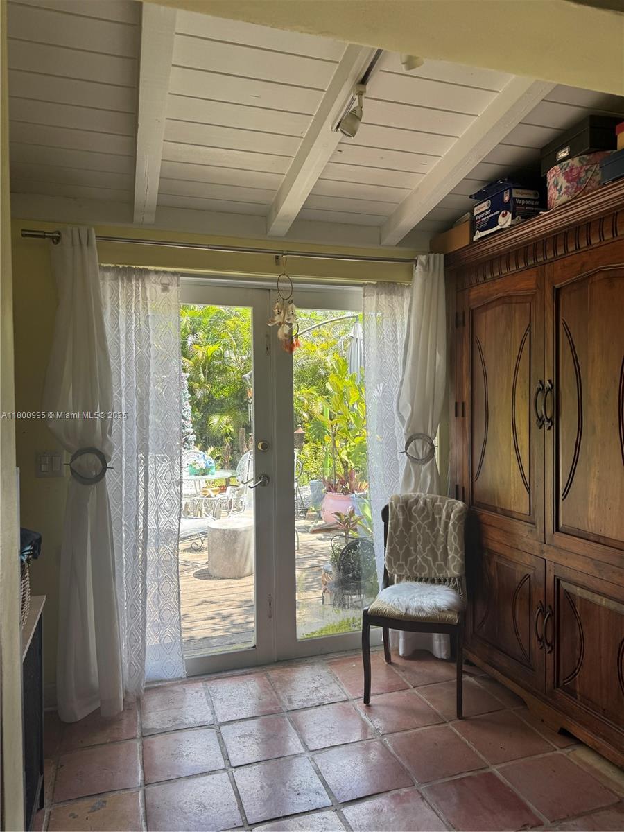 See details / sq. ft. $ 2025-05-23 0 Photo
