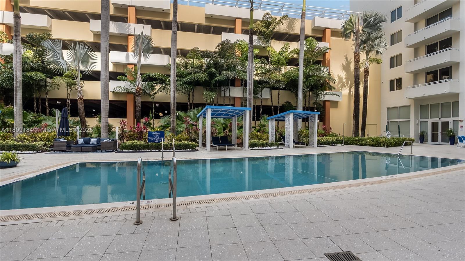Photo of 18800 29th Ave  #1012, Aventura, Florida, 33180 - Infinity Pools