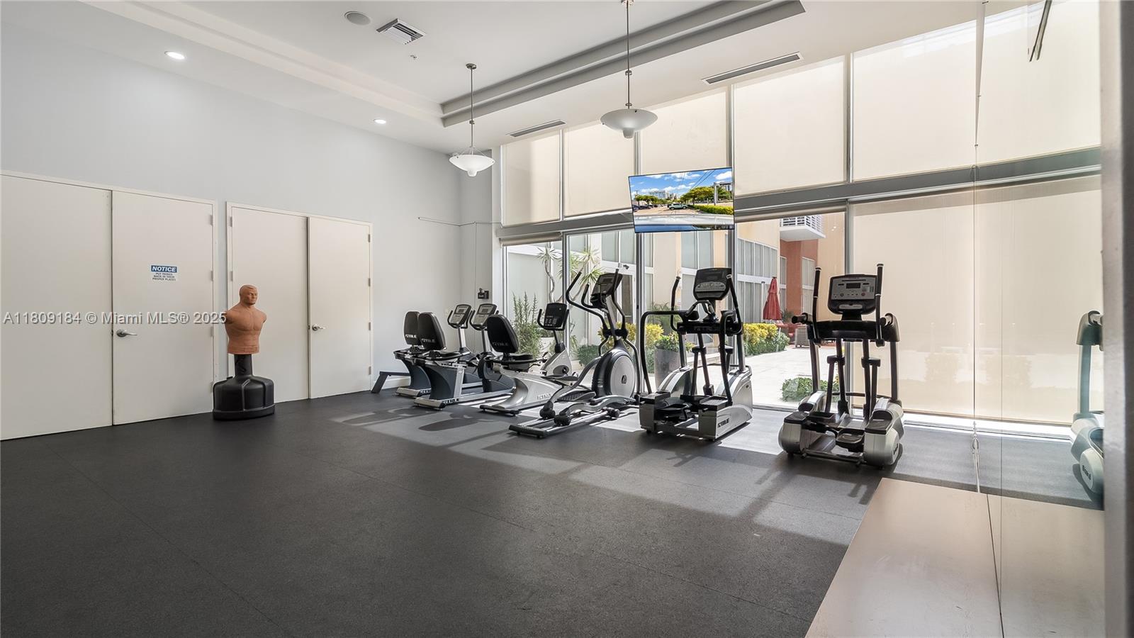Photo of 18800 29th Ave  #1012, Aventura, Florida, 33180 - 
