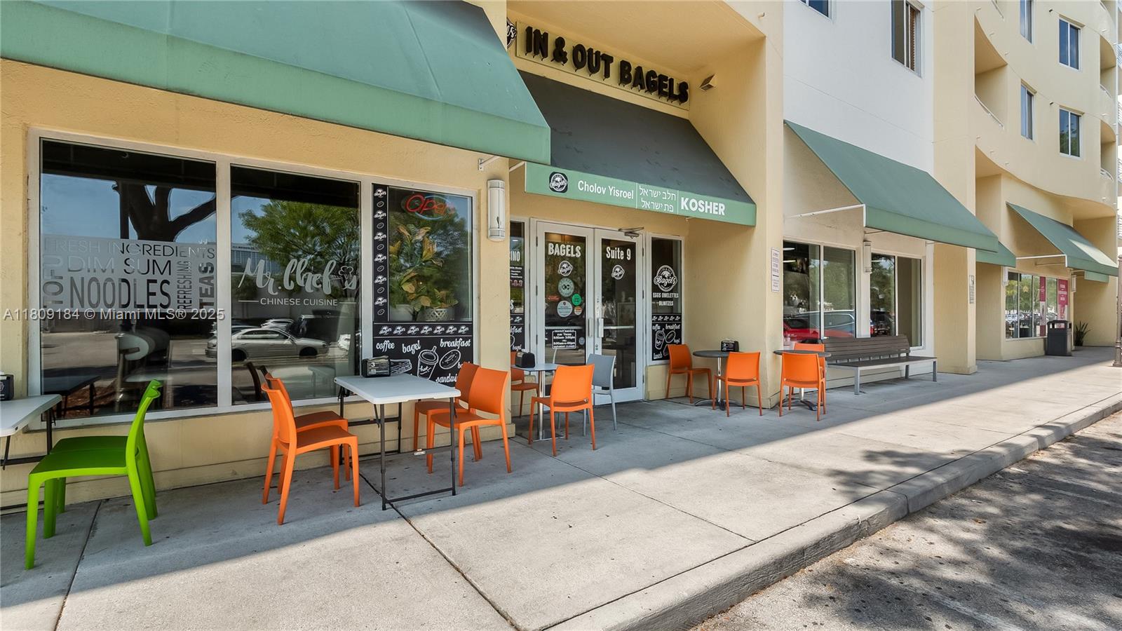 Photo of 18800 29th Ave  #1012, Aventura, Florida, 33180 - In and Out Bagels Downstairs! Easy morning stroll!