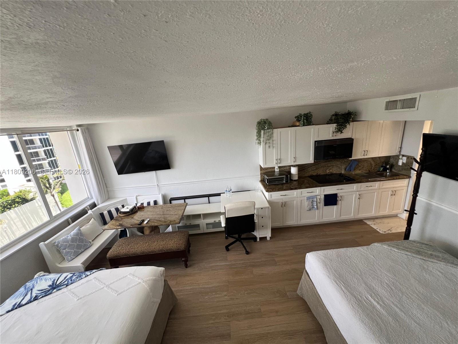 Photo of 19201 Collins Ave #427, Sunny Isles Beach, Florida, 33160 -