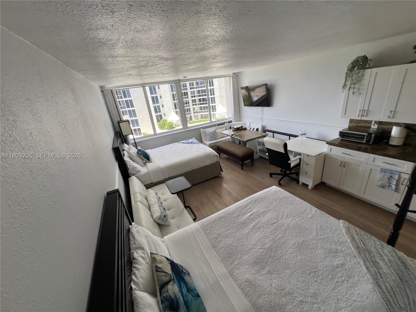 Photo of 19201 Collins Ave #427, Sunny Isles Beach, Florida, 33160 -