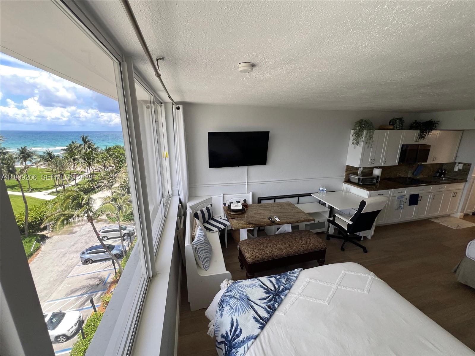 Photo of 19201 Collins Ave #427, Sunny Isles Beach, Florida, 33160 -
