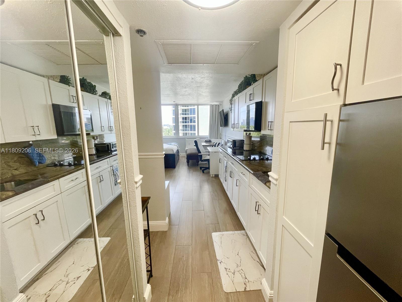 Photo of 19201 Collins Ave #427, Sunny Isles Beach, Florida, 33160 -