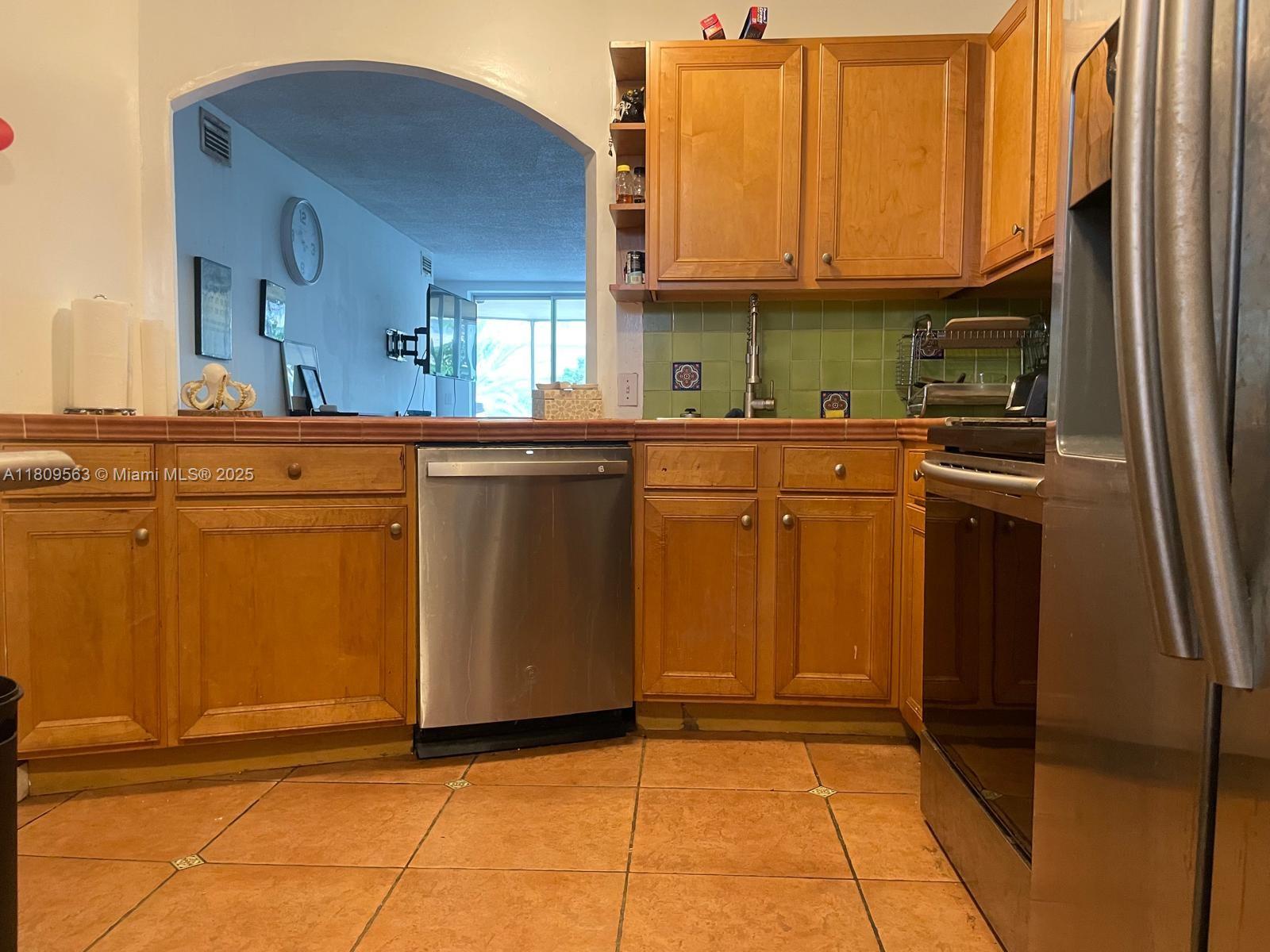 316-1 2 / 2 1315 sq. ft. $ 2025-07-10 0 Photo