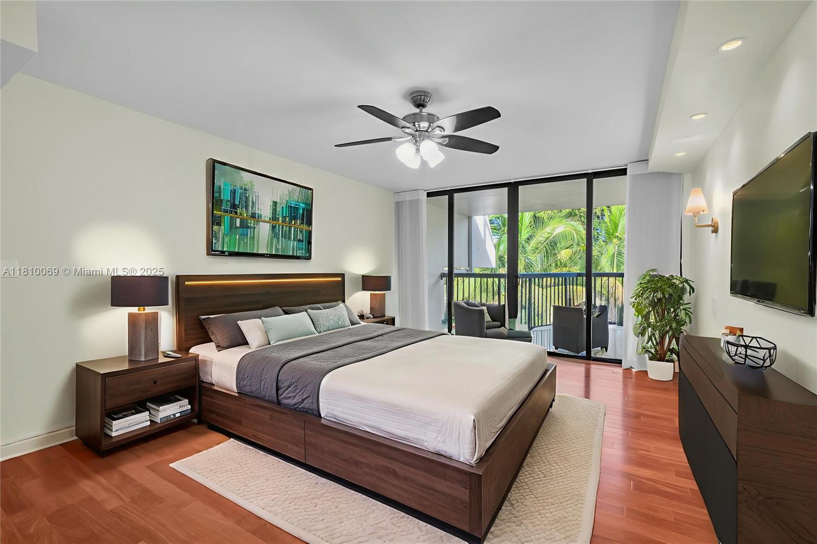 Photo of 20351 Country Club Dr  #TH17, Aventura, Florida, 33180 - 