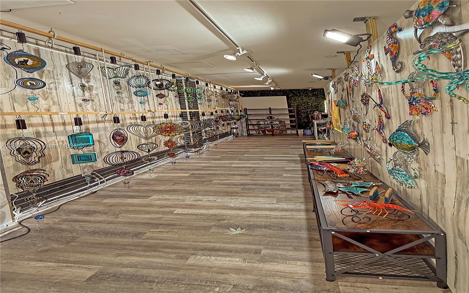 See details / sq. ft. $ 2025-07-06 0 Photo