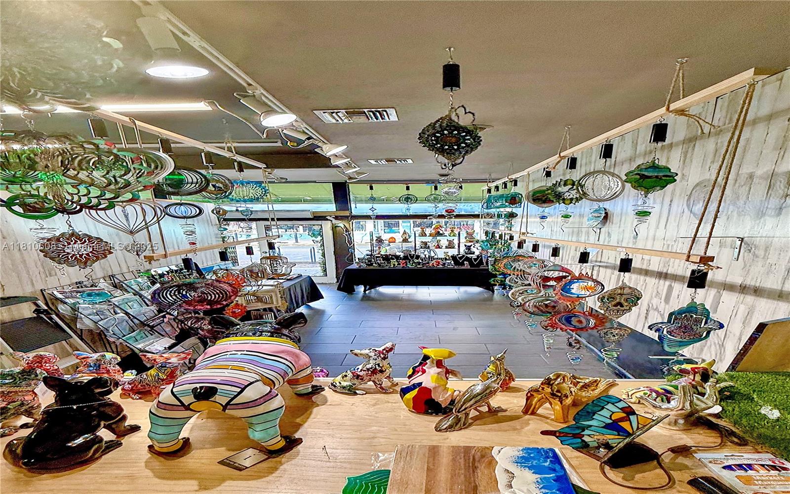 See details / sq. ft. $ 2025-07-06 0 Photo