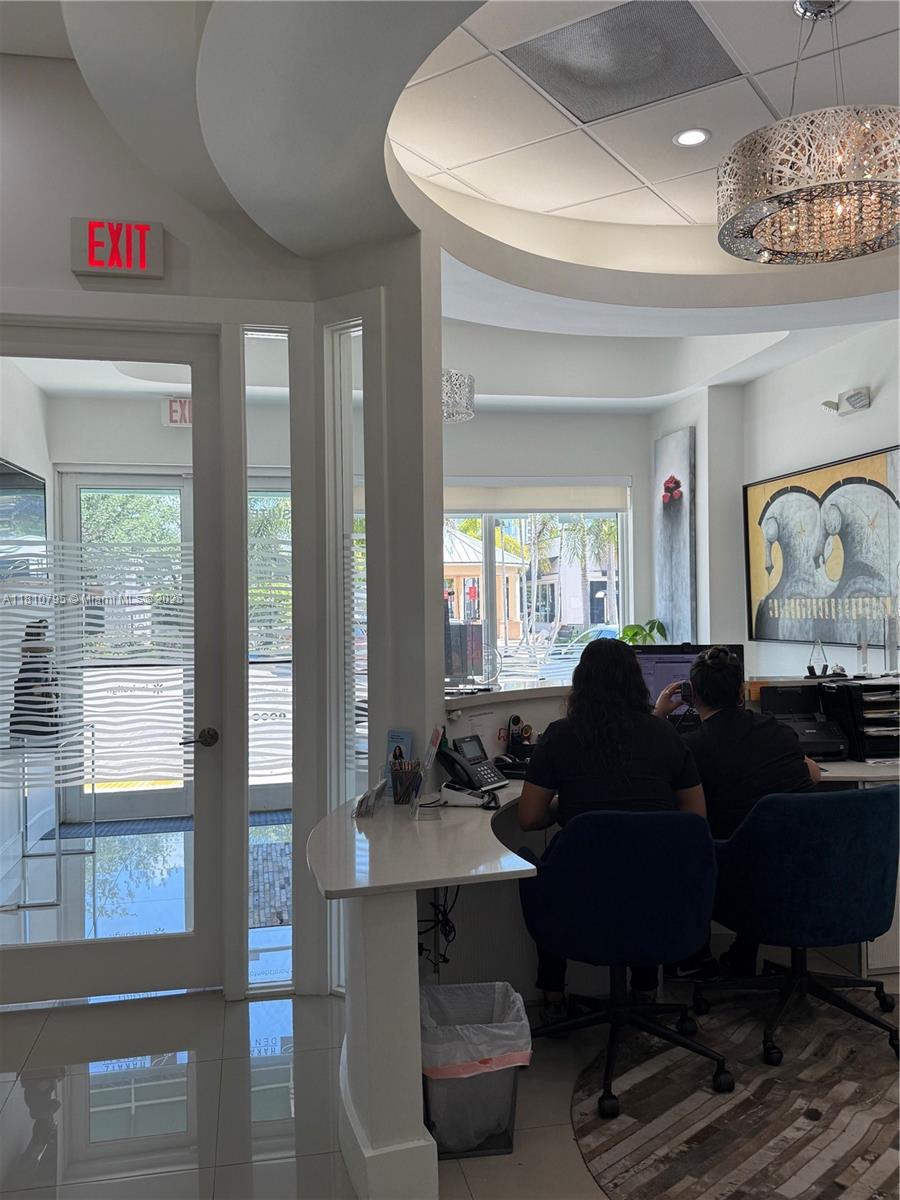 See details / sq. ft. $ 2025-09-04 0 Photo