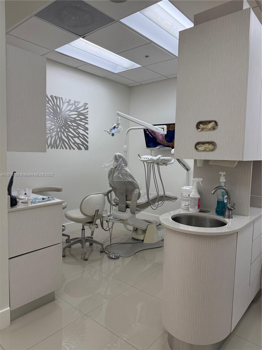 See details / sq. ft. $ 2025-09-04 0 Photo