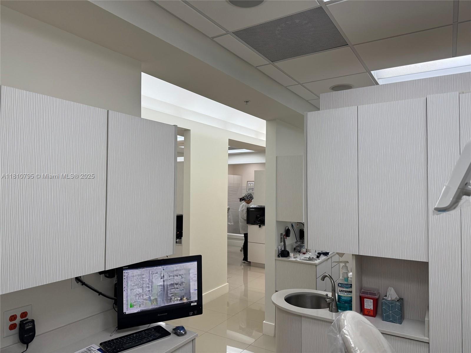 See details / sq. ft. $ 2025-09-04 0 Photo