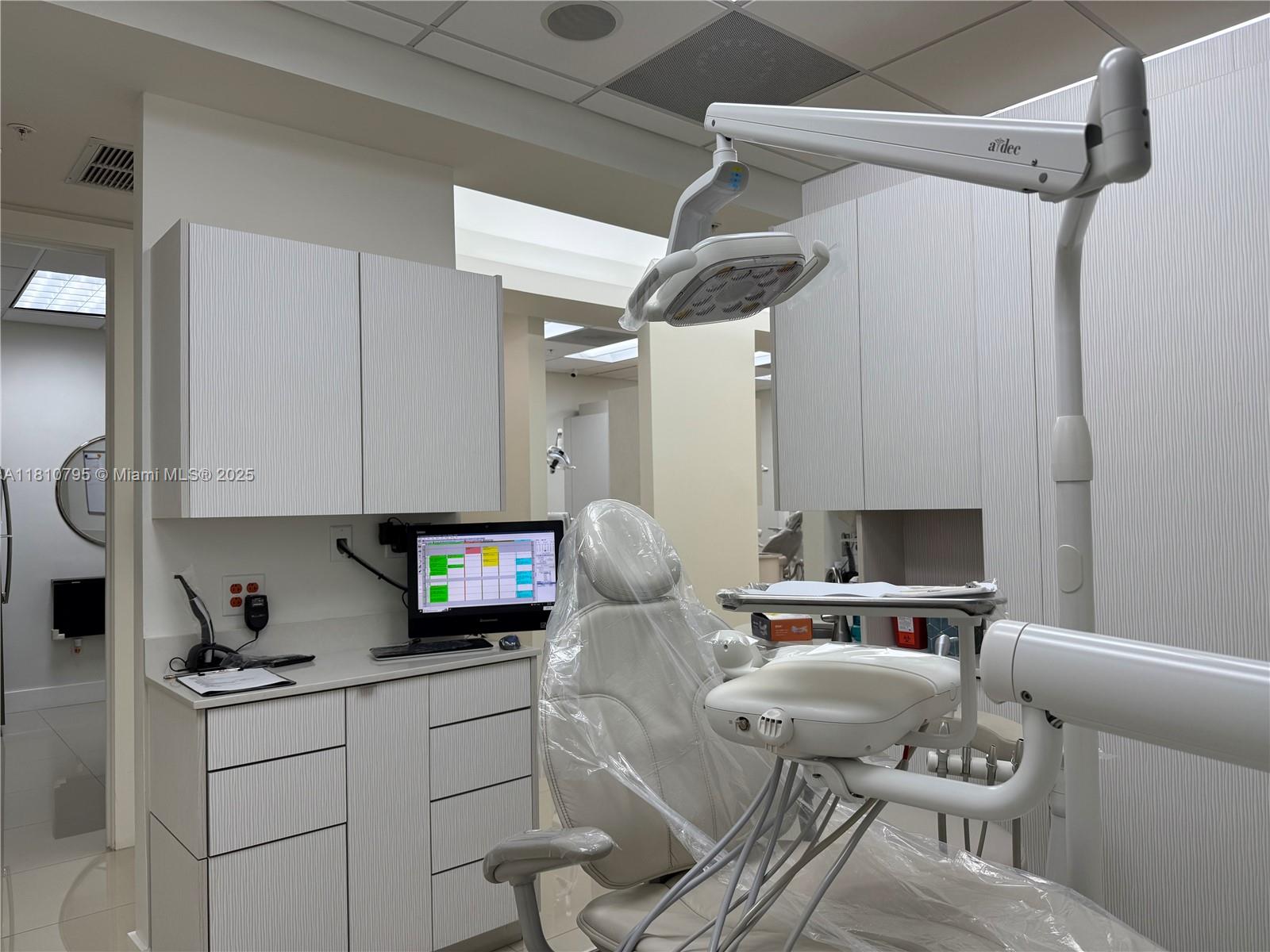 See details / sq. ft. $ 2025-09-04 0 Photo