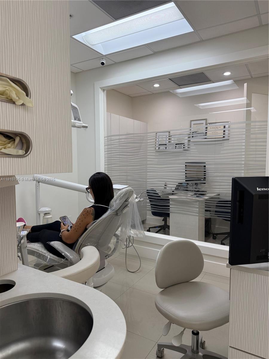 See details / sq. ft. $ 2025-09-04 0 Photo