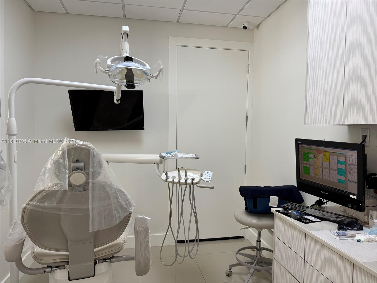 See details / sq. ft. $ 2025-09-04 0 Photo