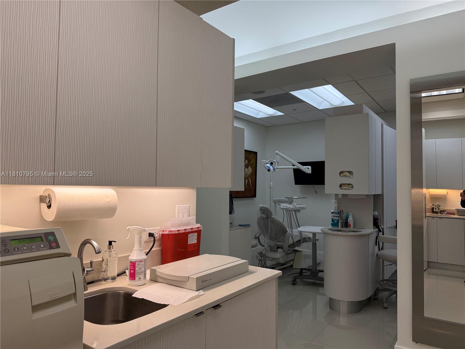 See details / sq. ft. $ 2025-09-04 0 Photo