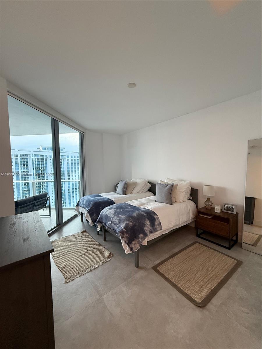 Photo of 17111 Biscayne Blvd  #2103, North Miami Beach, Florida, 33160 - 