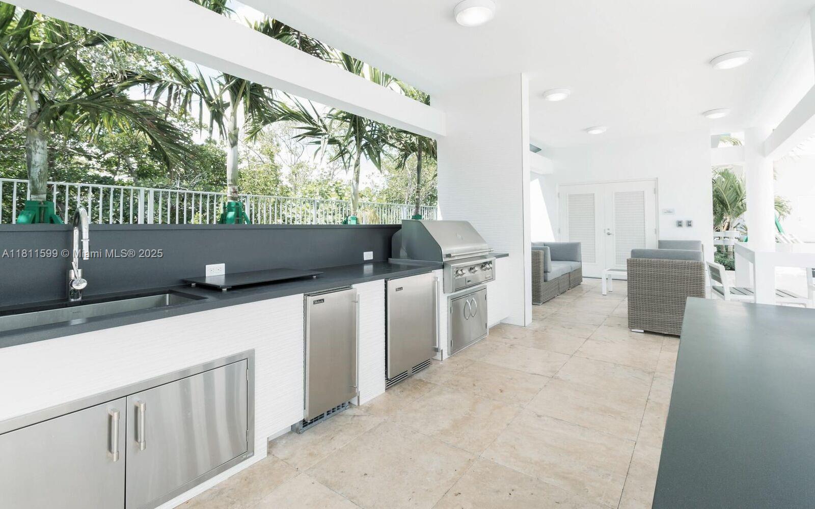 Photo of 17111 Biscayne Blvd  #2103, North Miami Beach, Florida, 33160 - 