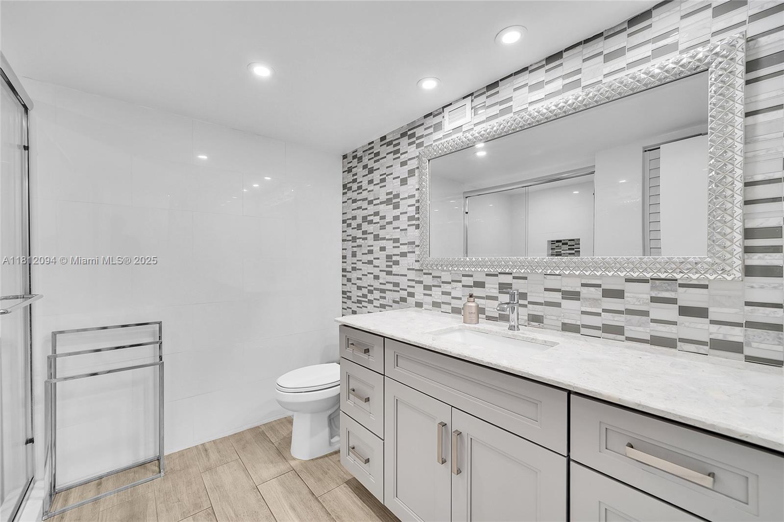 Photo of 2049 Ocean Dr  #202, Hallandale Beach, Florida, 33009 - 