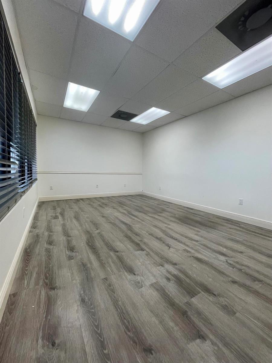 Ver detalles / 1 sq. ft. $ 2026-03-19 0 foto