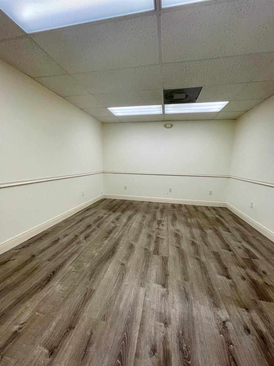 Ver detalles / 1 sq. ft. $ 2026-03-19 0 foto