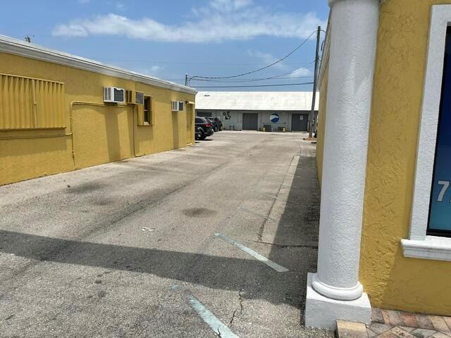 Ver detalles / 1 sq. ft. $ 2026-03-19 0 foto