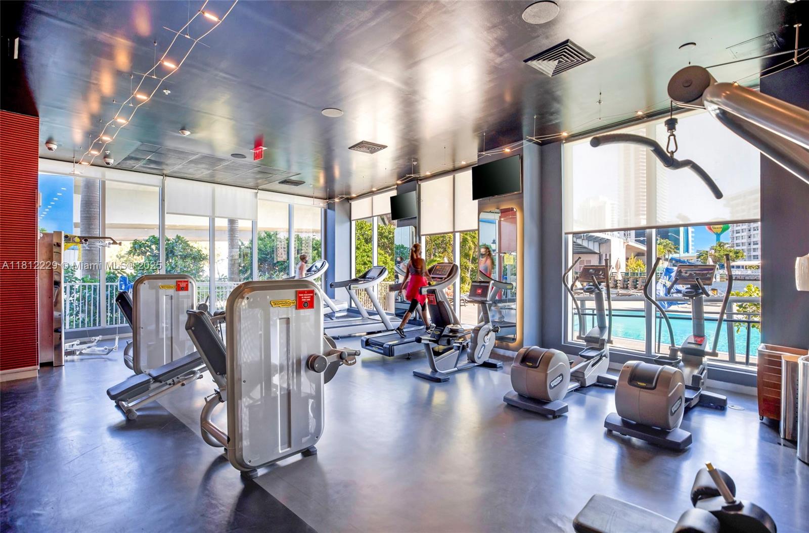 Photo of 2602 Hallandale Beach Blvd  #R1009, Hallandale Beach, Florida, 33009 - 
