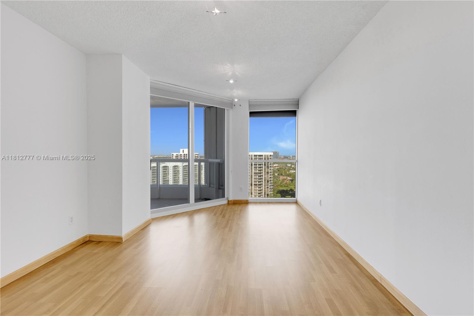 Photo of 21055 Yacht Club Dr #2104, Aventura, Florida, 33180 -