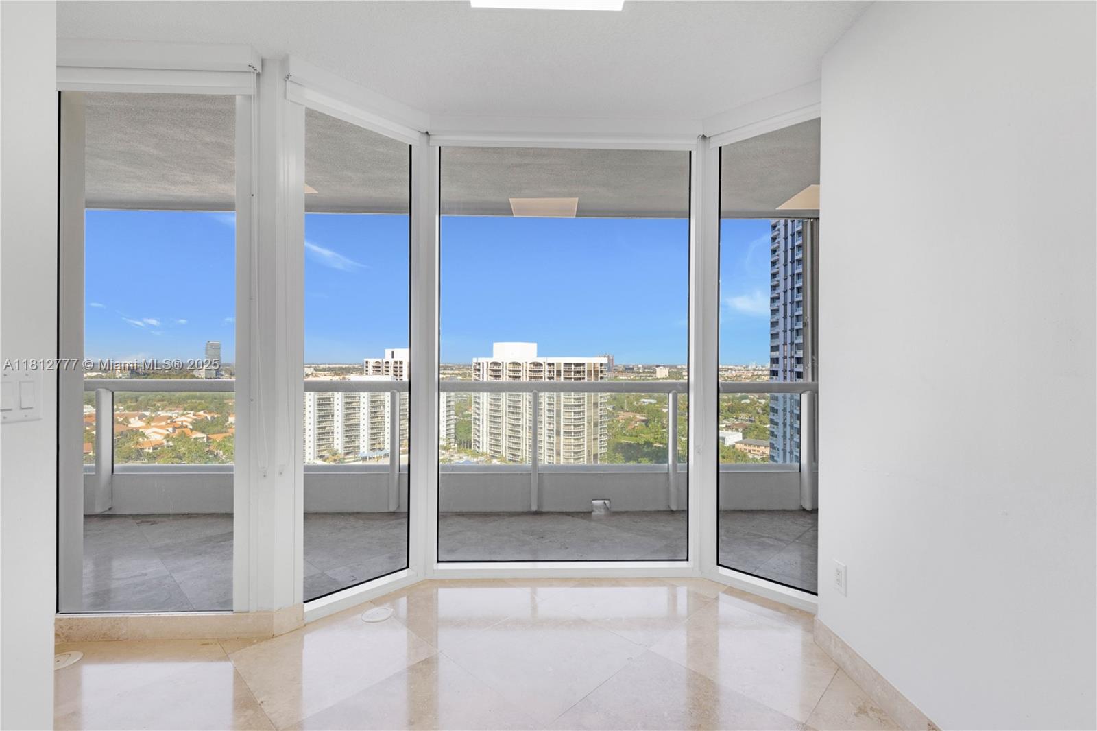 Photo of 21055 Yacht Club Dr #2104, Aventura, Florida, 33180 -