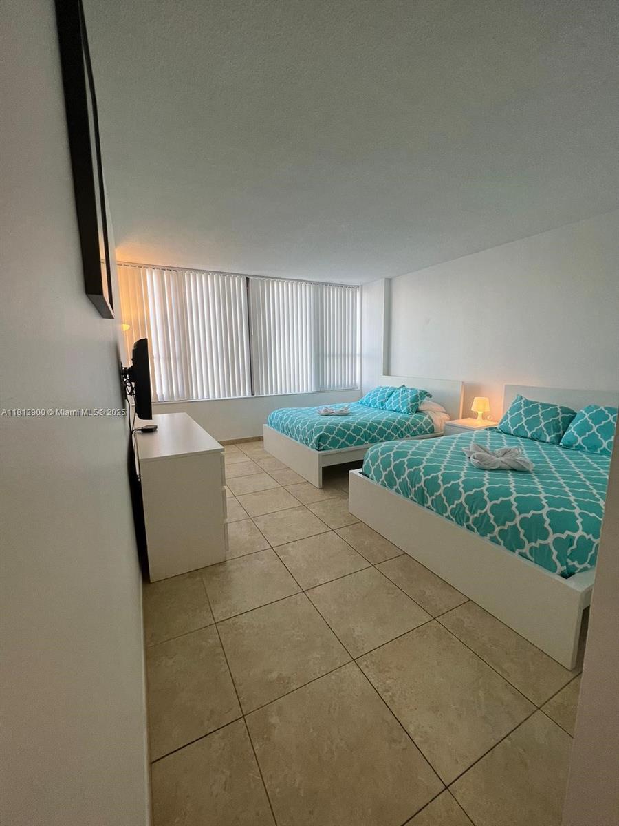 Photo of 3505 Ocean Dr  #402, Hollywood, Florida, 33019 - 