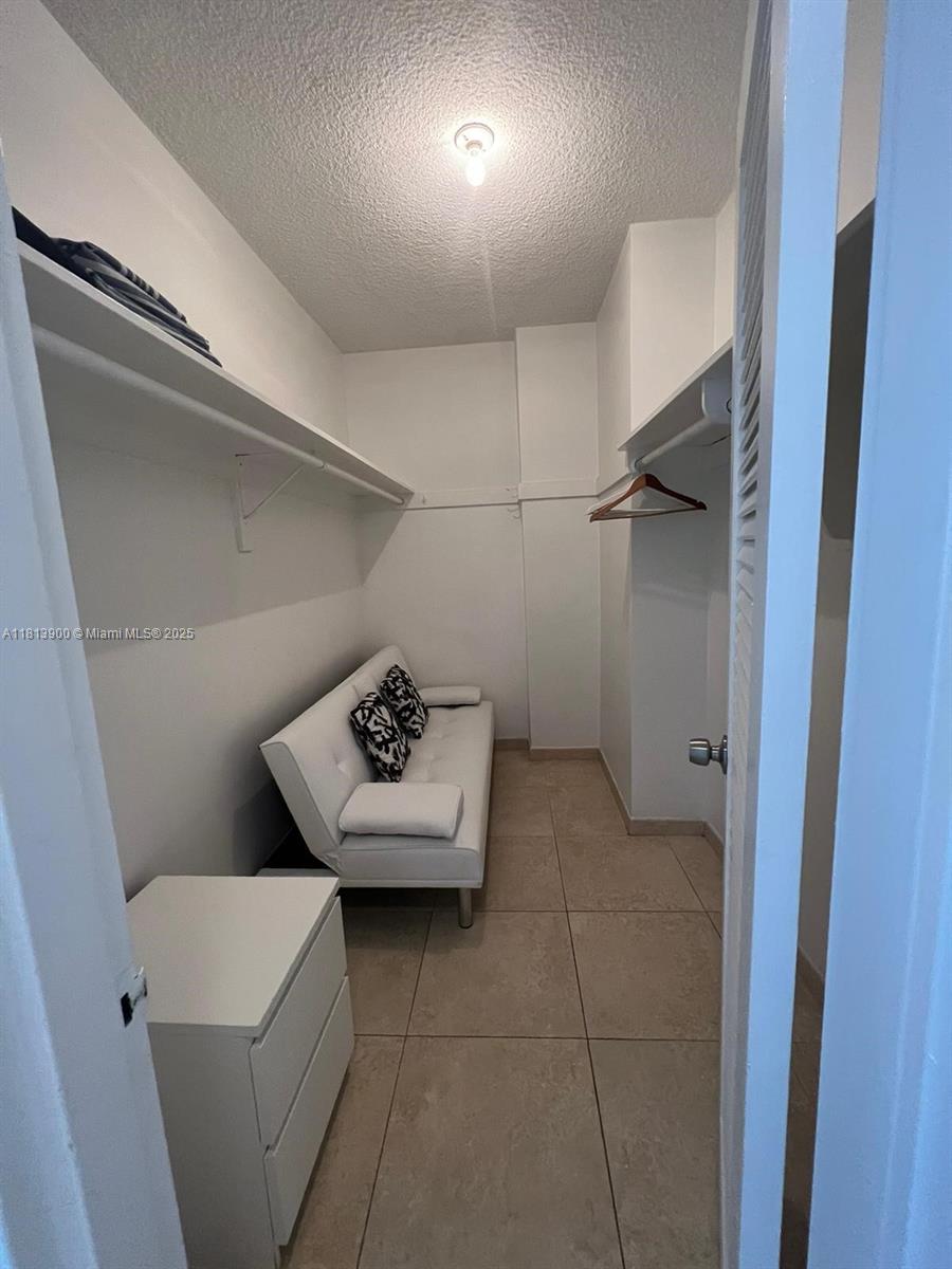 Photo of 3505 Ocean Dr  #402, Hollywood, Florida, 33019 - 