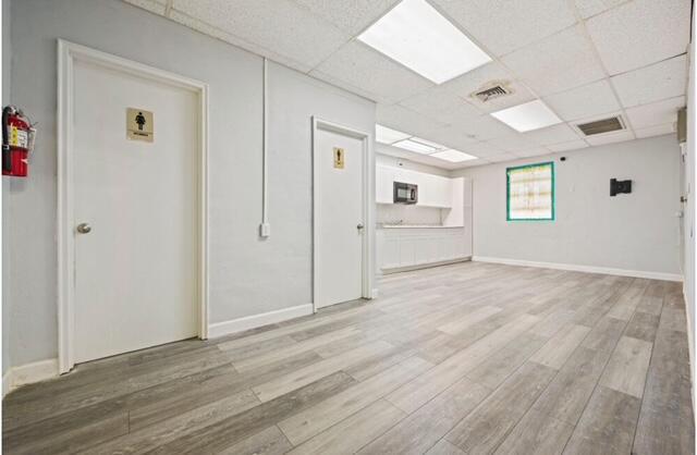   / 2  sq. ft. $ 2025-12-06 0 Photo