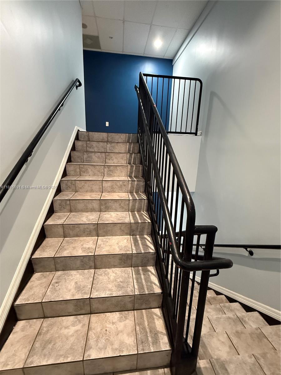 20  /   sq. ft. $ 2025-06-03 0 Photo