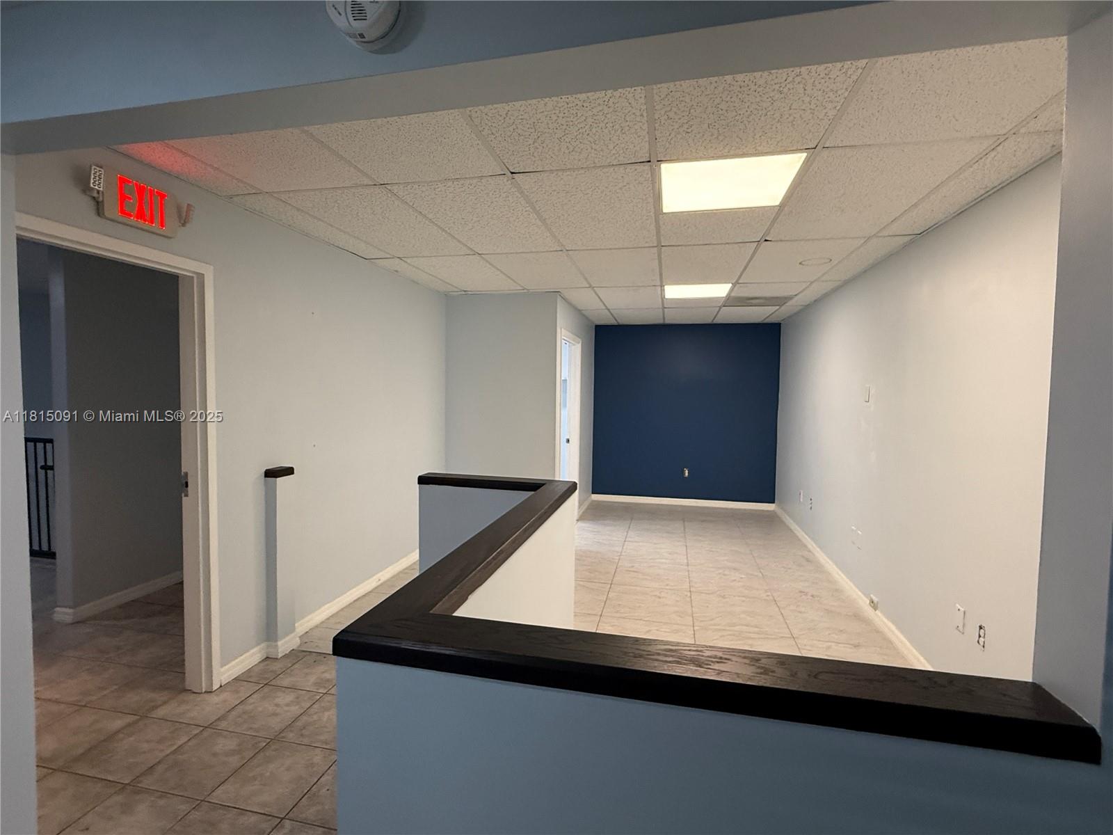 20  /   sq. ft. $ 2025-06-03 0 Photo