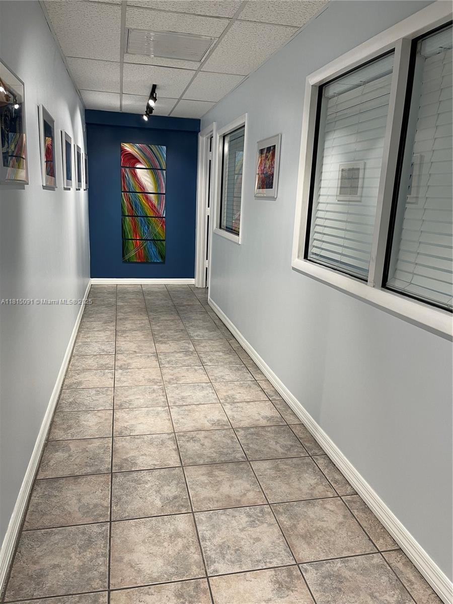 20  /   sq. ft. $ 2025-06-03 0 Photo