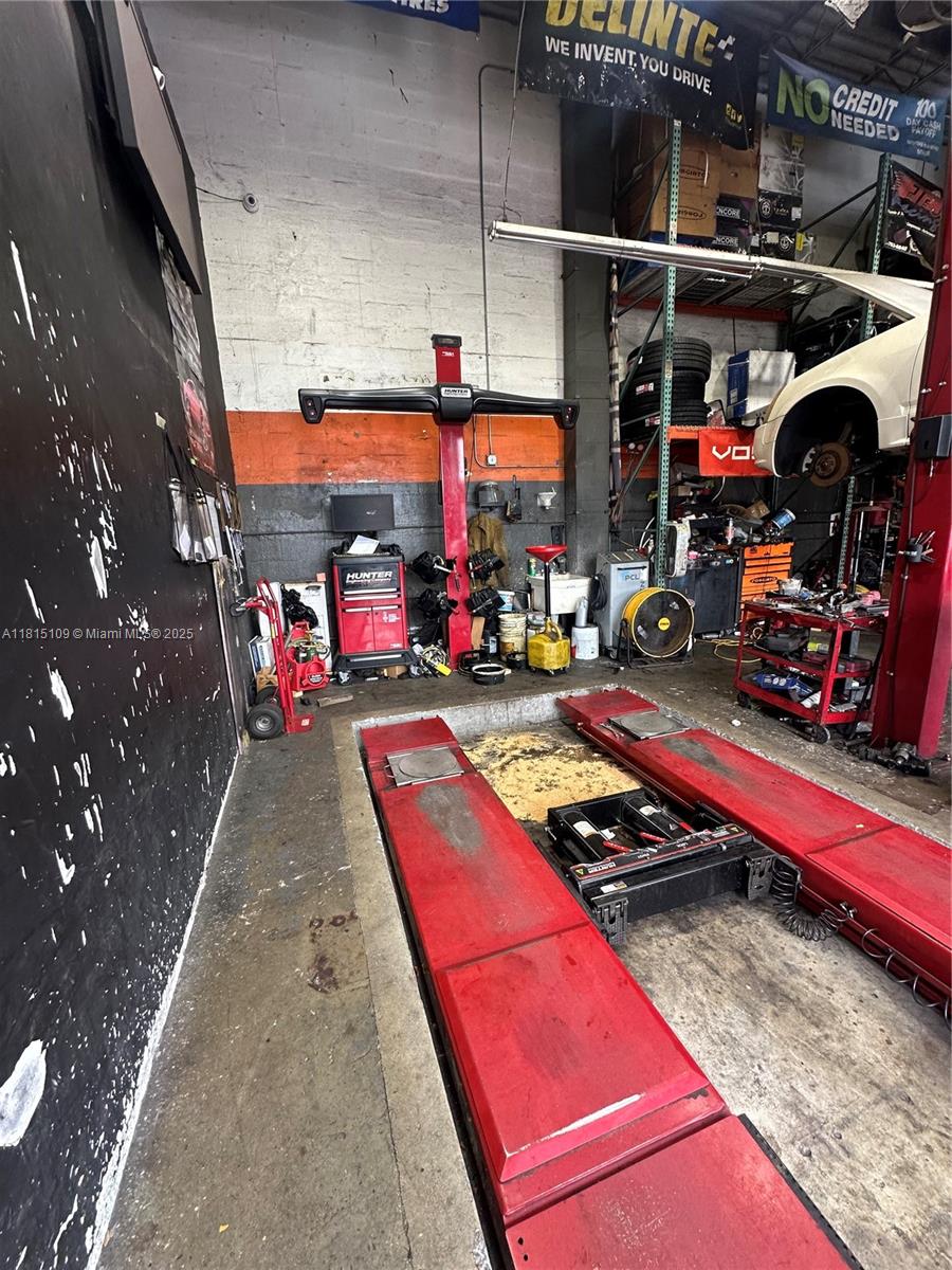   /   sq. ft. $ 2025-06-03 0 Photo