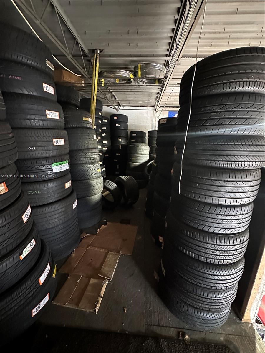   /   sq. ft. $ 2025-06-03 0 Photo