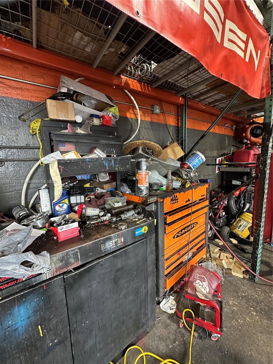   /   sq. ft. $ 2025-06-03 0 Photo