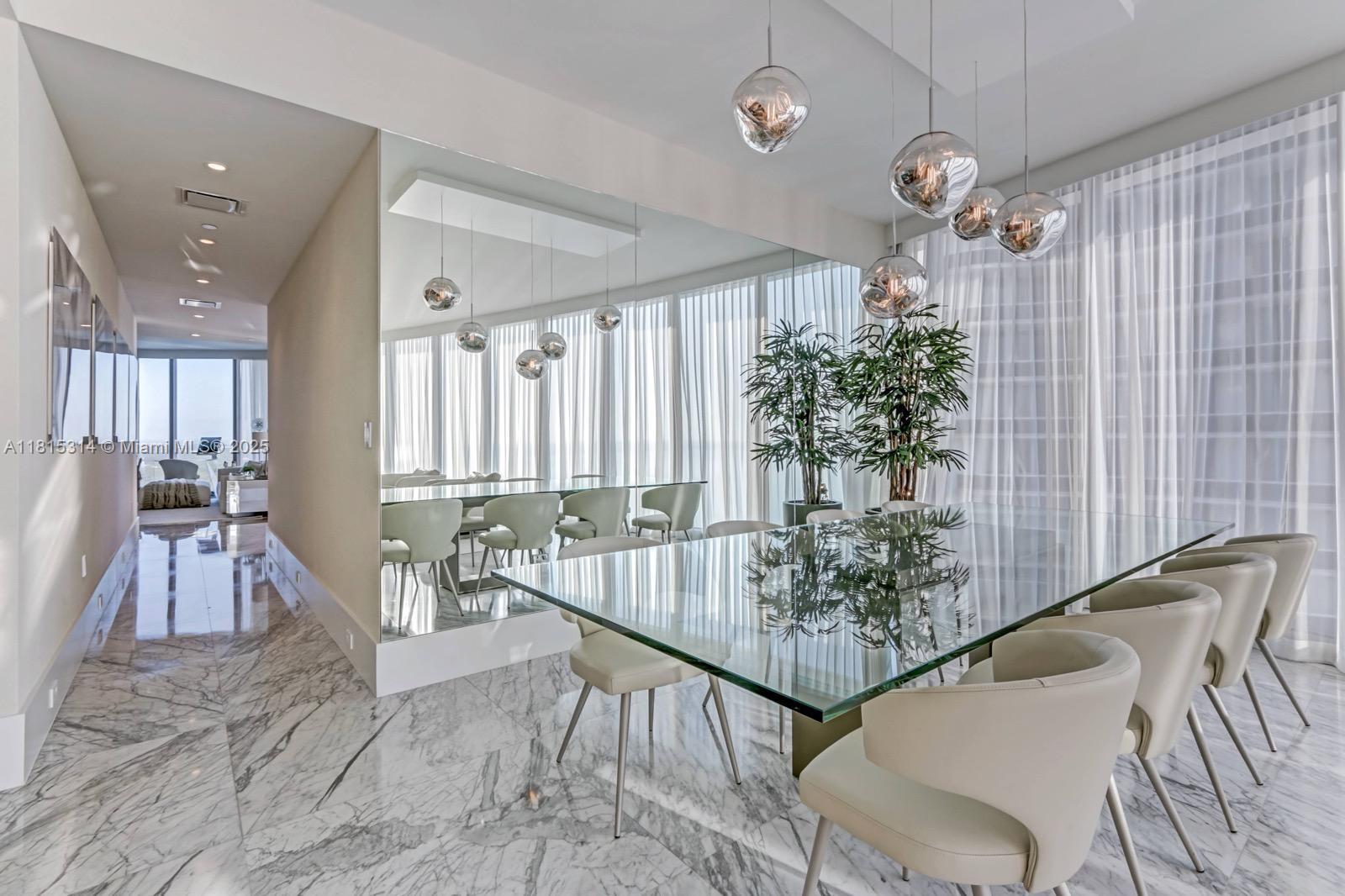 See details 3101 3 / 5 2688 sq. ft. $ 2025-07-28 0 Photo
