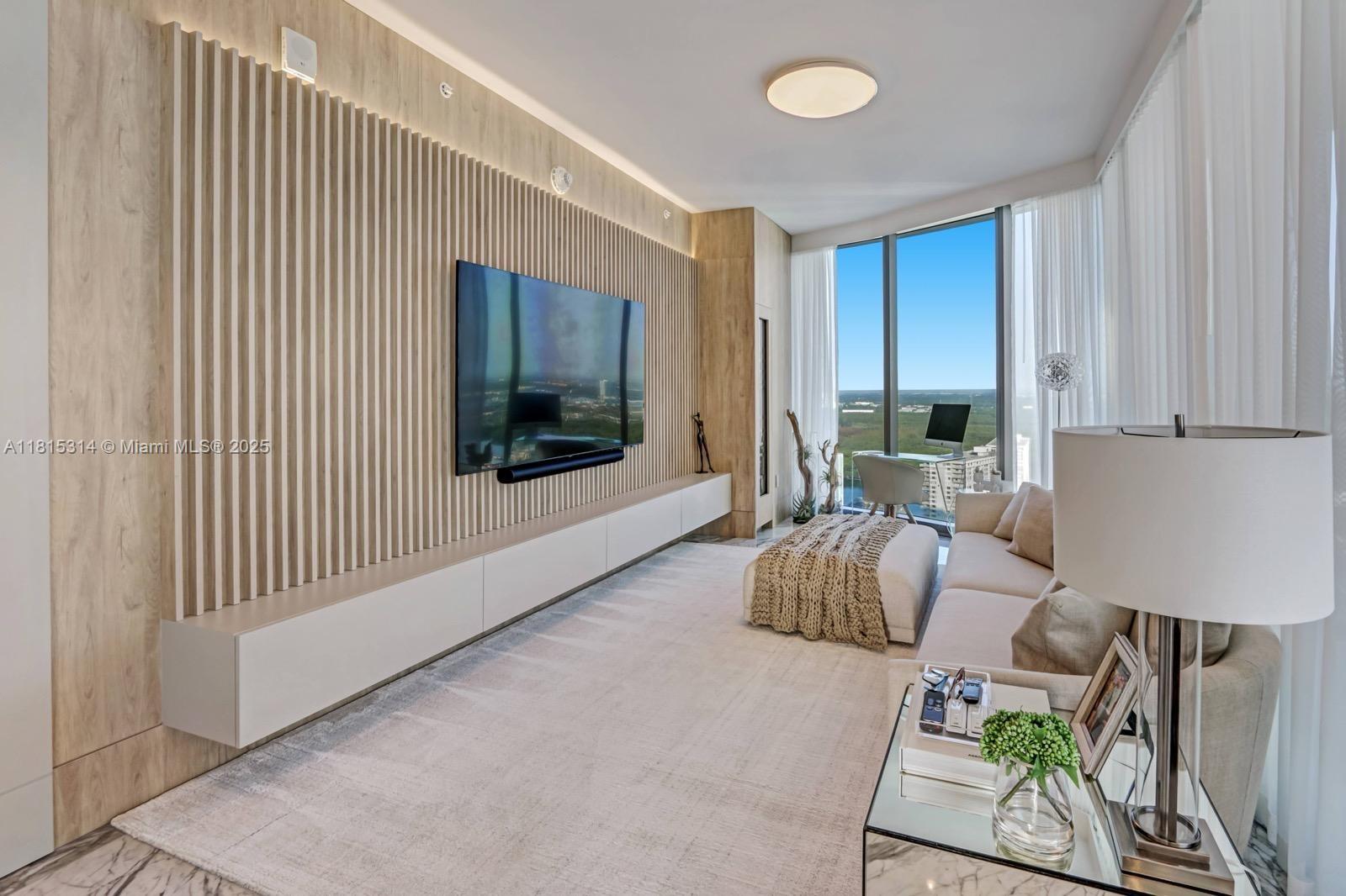 See details 3101 3 / 5 2688 sq. ft. $ 2025-07-28 0 Photo