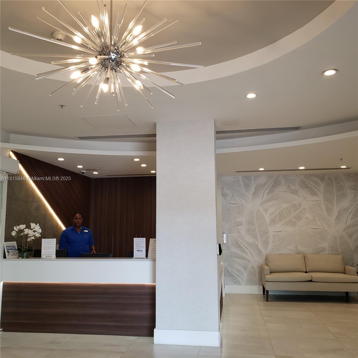 Photo of 3001 Ocean Dr  #527, Hollywood, Florida, 33019 - 