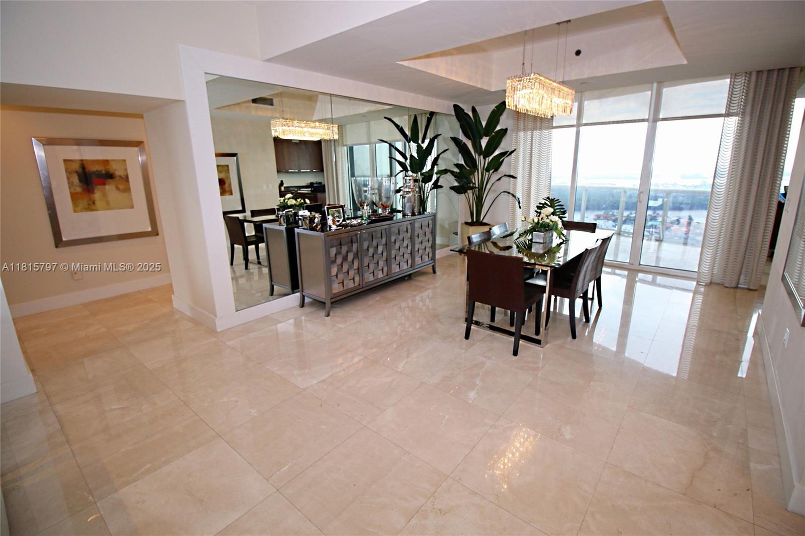 See details 2906 3 / 4 2558 sq. ft. $ 2025-06-04 0 Photo