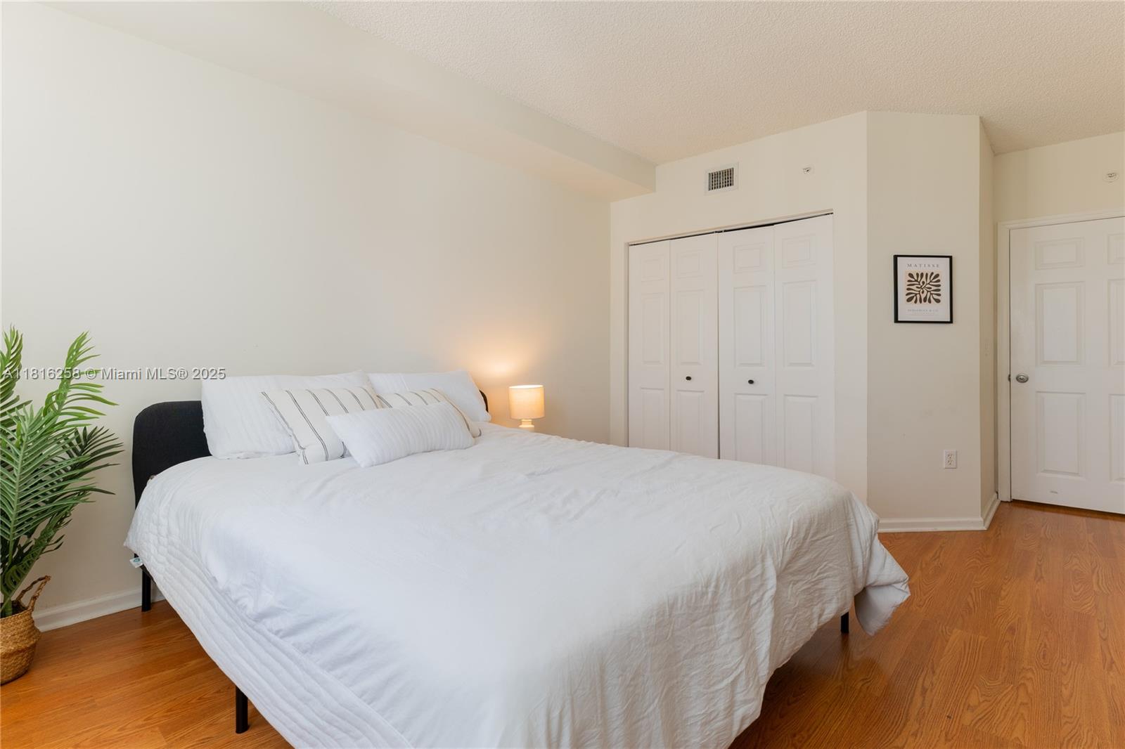 Photo of 17100 Bay Rd  #PH1912, Sunny Isles Beach, Florida, 33160 - 
