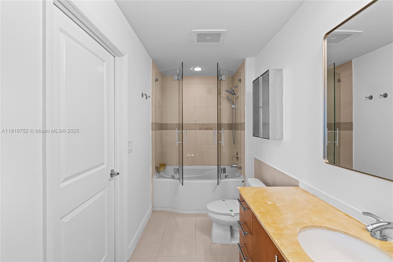 Photo of 1945 Ocean Dr  #704, Hallandale Beach, Florida, 33009 - 