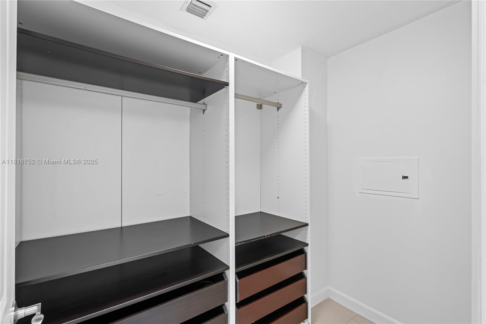 Photo of 1945 Ocean Dr  #704, Hallandale Beach, Florida, 33009 - 