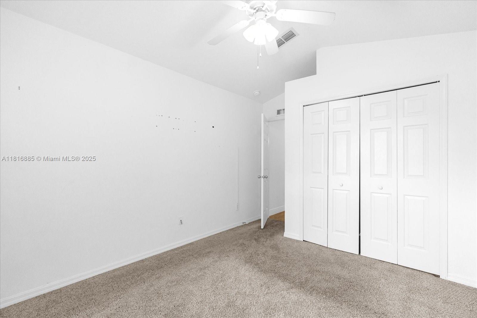 Ver detalles 401 3 / 2 sq. ft. $ 2026-01-12 0 foto