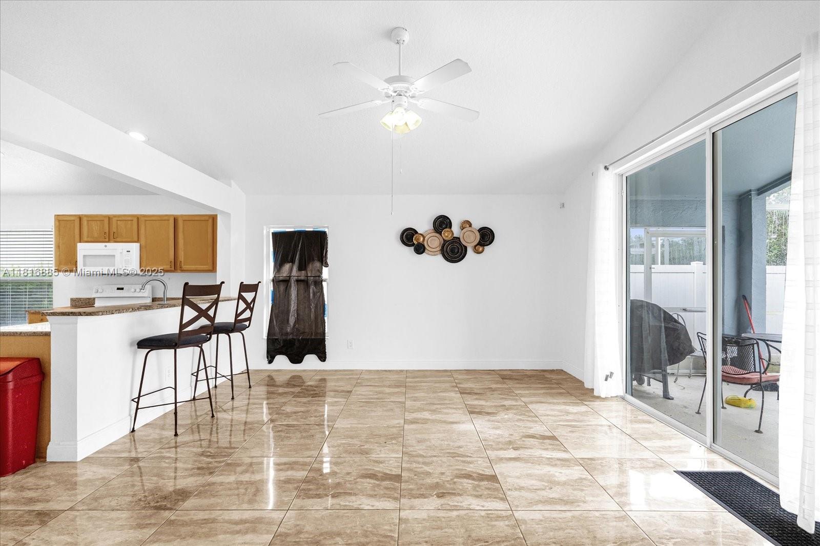 Ver detalles 401 3 / 2 sq. ft. $ 2026-01-12 0 foto
