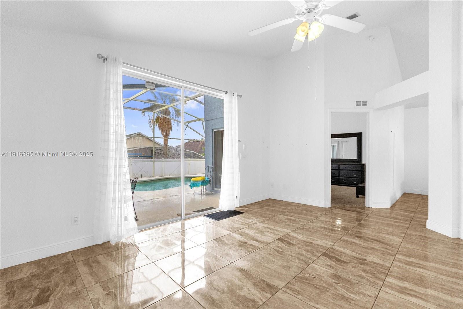 Ver detalles 401 3 / 2 sq. ft. $ 2026-01-12 0 foto